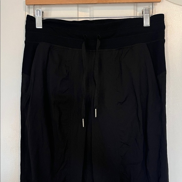 Lululemon | 2024 Dance Studio Mid-Rise Jogger Full Length Black Size 6 Yoga - Picture 9 of 15